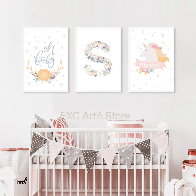 Baby Unicorn Nursery - 1 szt. Bezramowe kwiatowe litery alfabetu,