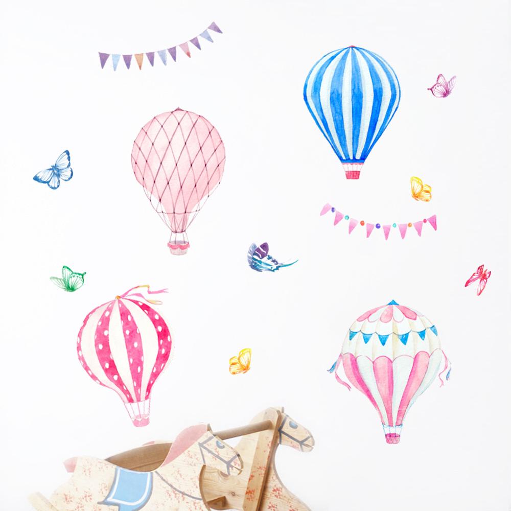 Naklejka ścienna z balonem na  – Baby Nursery Hot Air Balloon recenzja i cena